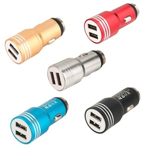 ADAPTADOR DUAL USB PARA CARRO METALICO COLORES