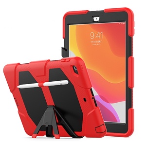 [885126638500] ESTUCHE TIPO SURVIVOR IPAD 7/8/9 10.2/PRO 10.5/AIR 3 C/PORTA PLUMA NEGRA/ROJA
